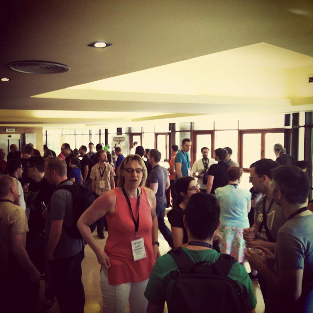 #phpuceu about to start...