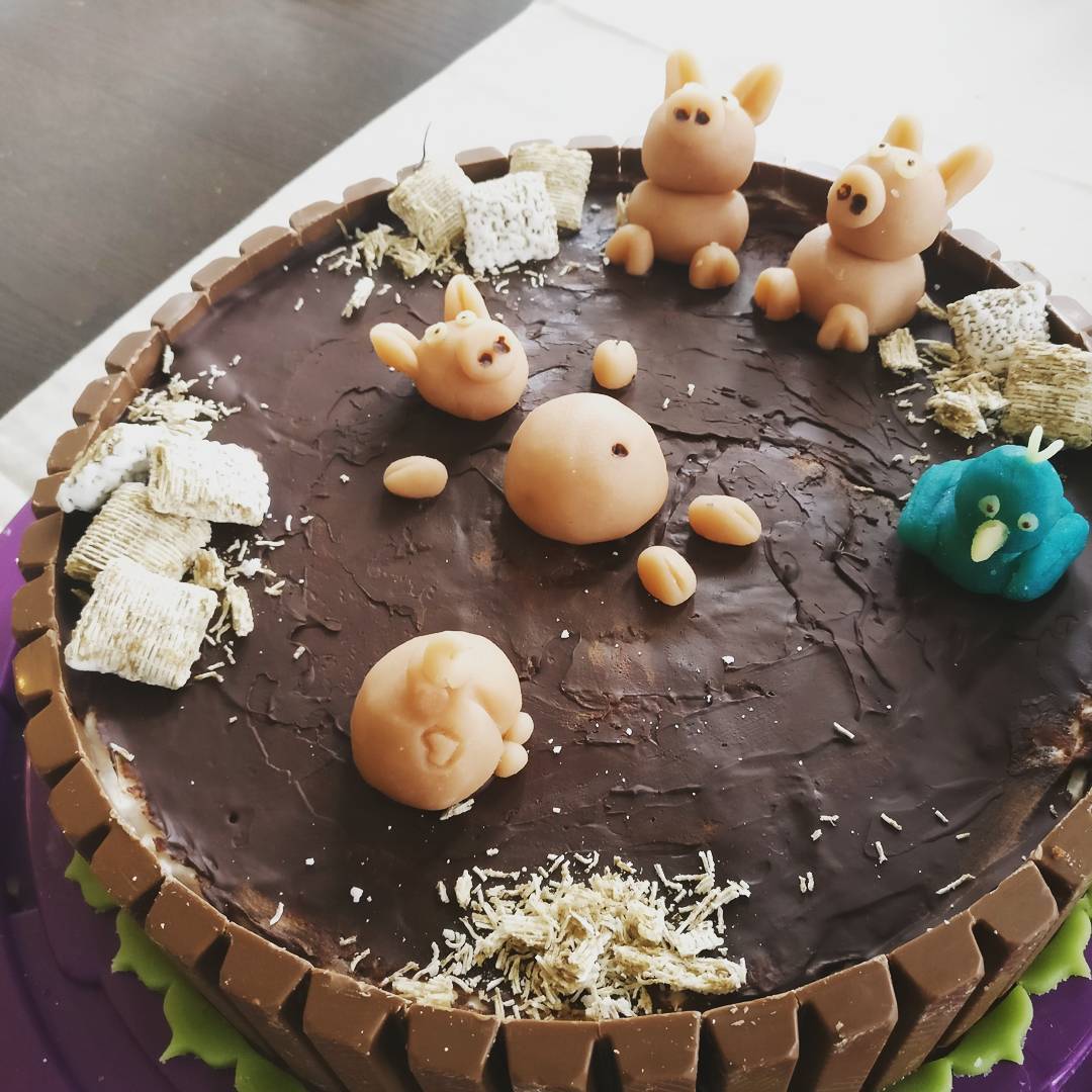 Self made #easter #cake - Pigs are the new bunnys